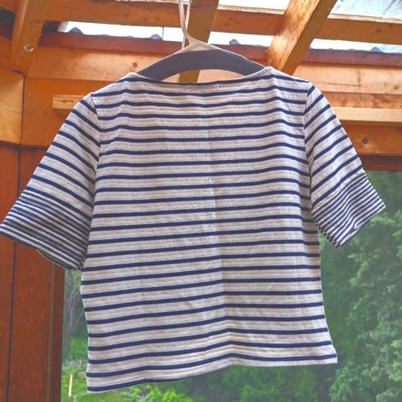 Striped crop top - Picture 2 of 3